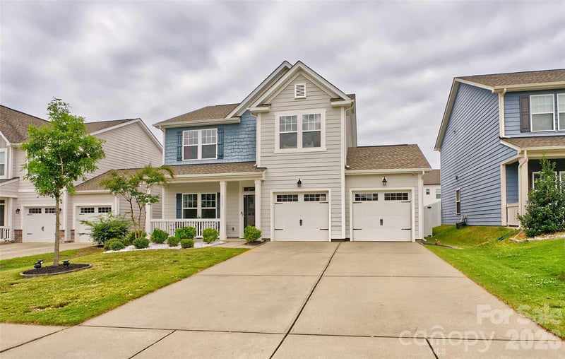 5113 Thomasville Drive, Belmont, NC - 3 beds, 2.5 baths, 2,069 sqft - $399,000