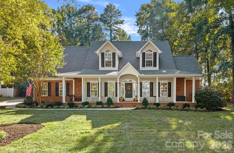 390 Robinson Road, Mooresville, NC - 4 beds, 3.5 baths, 3,202 sqft - $800,000