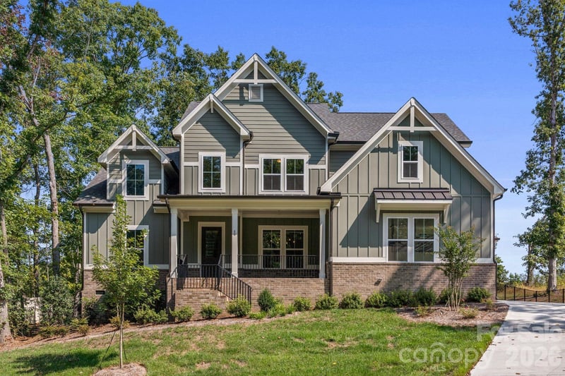 80 42nd Avenue Drive NW, Hickory, NC - 5 beds, 4 baths, 3,488 sqft - $849,900