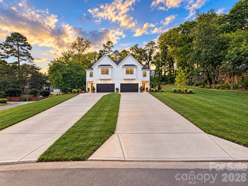 552 Carolyn Lane, Charlotte, NC - 4 beds, 2.5 baths, 2,183 sqft - $449,990