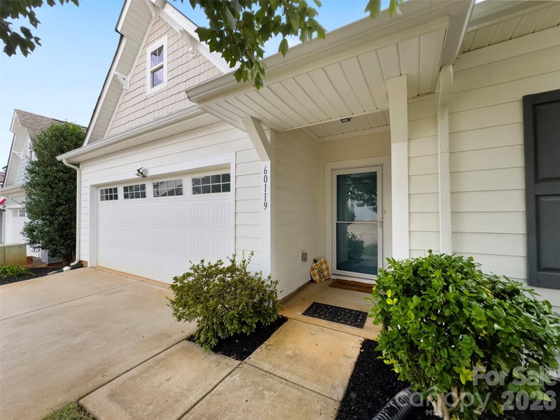 60119 Blue Bird Lane Apt 667, Lancaster, SC - 3 beds, 2 baths, 1,407 sqft - $285,500