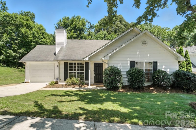 14658 Laura Michelle Road, Huntersville, NC - 3 beds, 2 baths, 1,143 sqft - $350,000