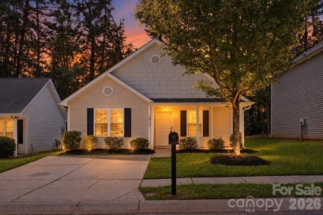 3432 Kelsey Emma Court, Charlotte, NC - 3 beds, 2 baths, 1,135 sqft - $315,000