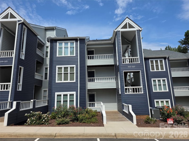 323 Northwest Drive, Davidson, NC - 2 beds, 2 baths, 1,007 sqft - $458,900