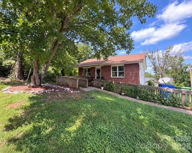 131 Wyatt Street, Asheville, NC - 2 beds, 1 bath, 720 sqft - $279,000
