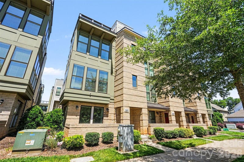1571 Duckworth Avenue, Charlotte, NC - 3 beds, 3.5 baths, 2,121 sqft - $664,900