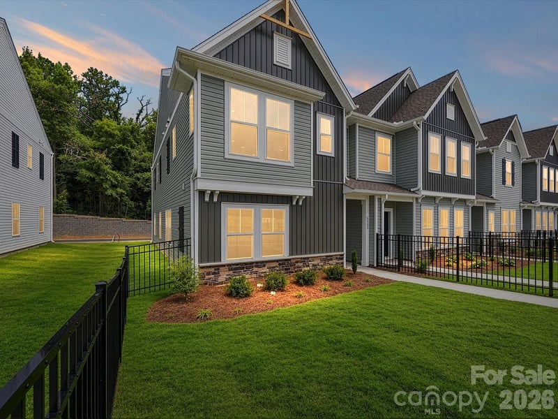 6605 Fire Lily Lane, Charlotte, NC - 2 beds, 2.5 baths, 1,600 sqft - $399,229