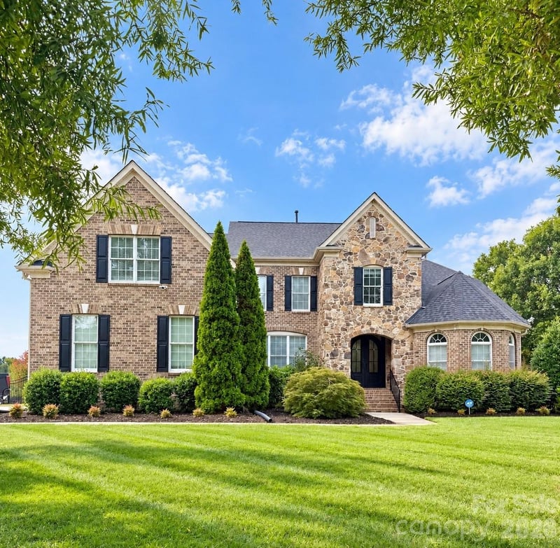 5017 Autumn Blossom Lane, Waxhaw, NC - 4 beds, 3.5 baths, 4,157 sqft - $1,675,000