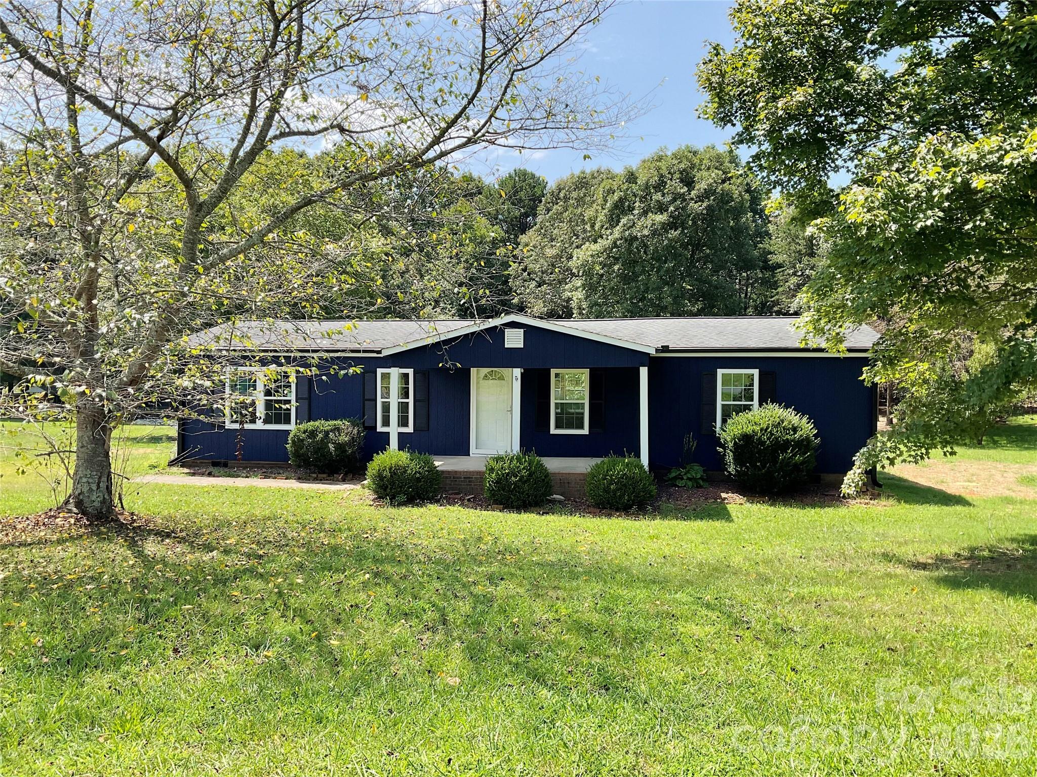 204 Conifer Drive, Statesville, NC. property listing photo