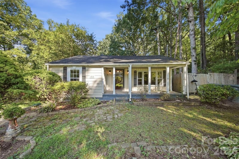 1818 Union Road, Gastonia, NC - 3 beds, 1.5 baths, 1,166 sqft - $170,000
