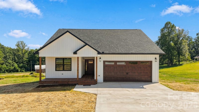 2931 Frank Whisnant Road, Morganton, NC - 3 beds, 2 baths, 1,453 sqft - $379,900