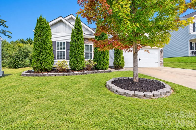 9012 Avery Meadows Drive, Charlotte, NC - 3 beds, 2 baths, 1,506 sqft - $365,000