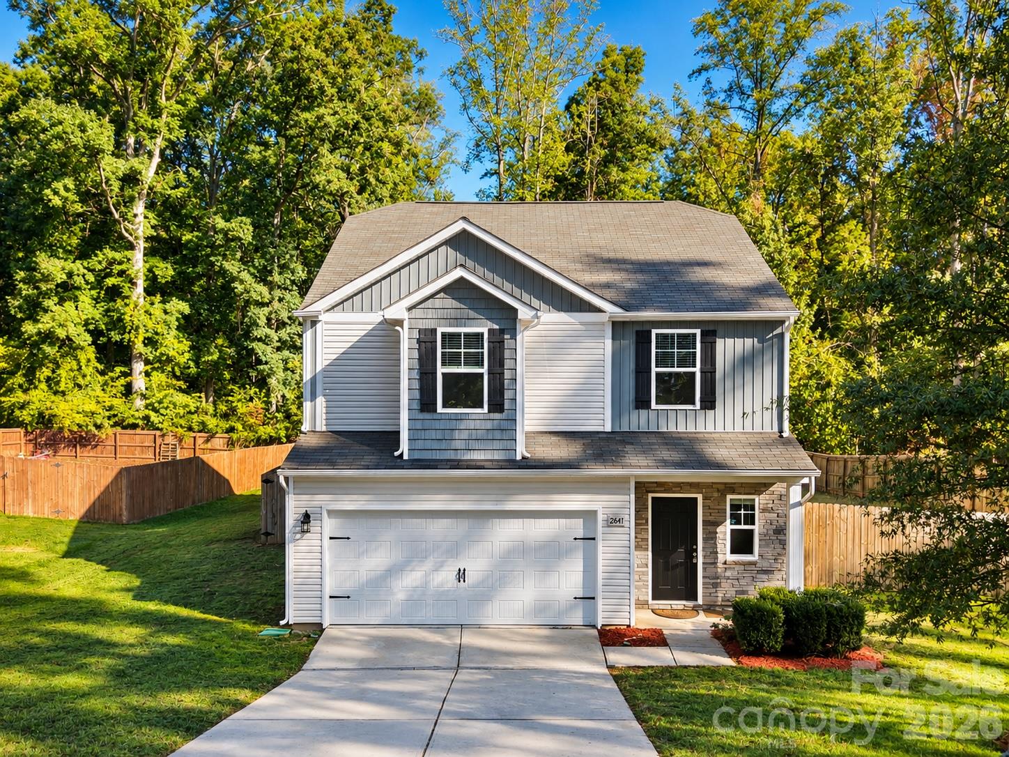 2647 Dellinger Dr, Charlotte, NC 28269. property listing photo