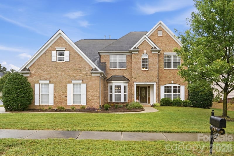 503 Geary Street NW, Concord, NC - 5 beds, 3 baths, 3,023 sqft - $649,500