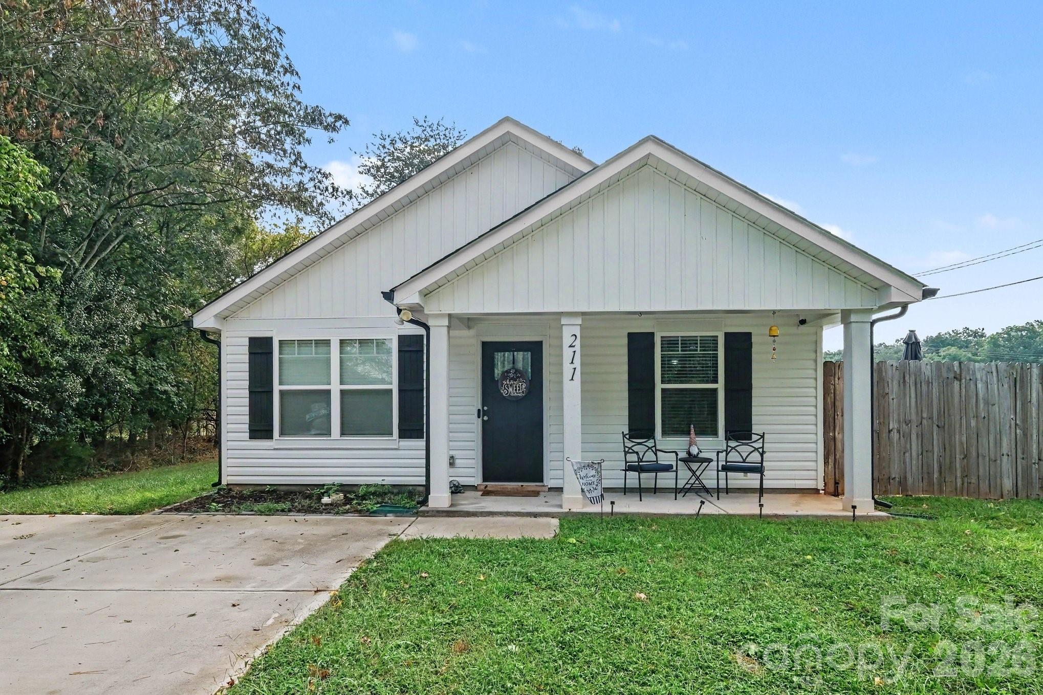 211 Mccurdy Avenue, Albemarle, NC. property listing photo