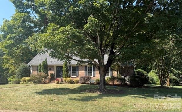 19916 Floral Lane, Cornelius, NC - 4 beds, 2.5 baths, 2,772 sqft - $725,000