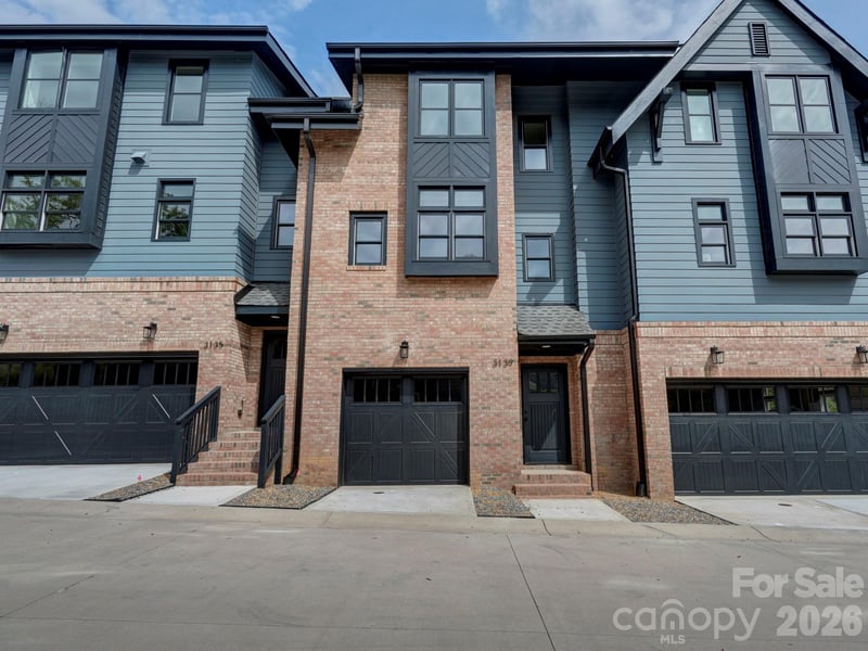 3139 Colyer Place, Charlotte, NC - 3 beds, 3.5 baths, 1,928 sqft - $750,000