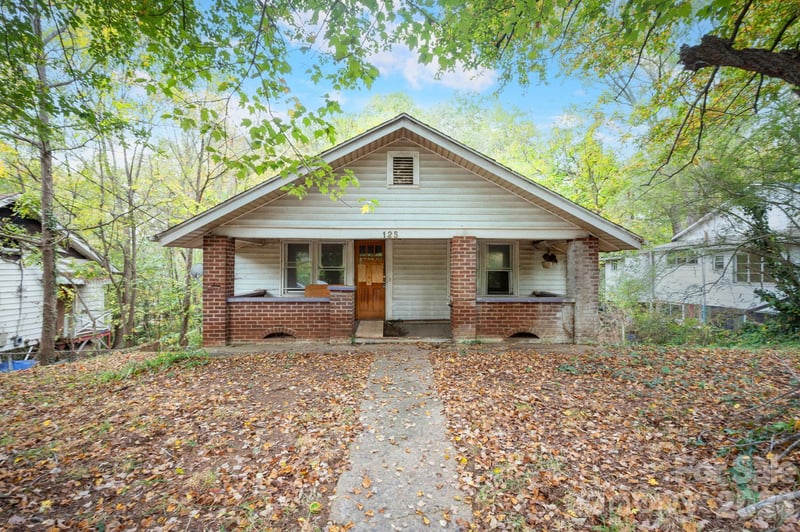 125 Fairfax Avenue, Asheville, NC - 4 beds, 2 baths - $269,000