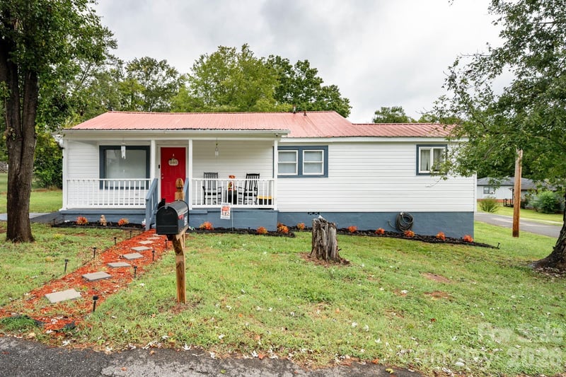 459 Harmon Street, Forest City, NC - 3 beds, 1 bath, 1,048 sqft - $199,900