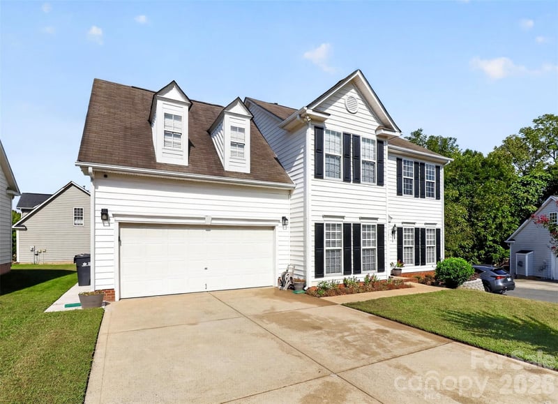 1811 Jeffrey Bryan Drive, Charlotte, NC - 4 beds, 2.5 baths, 1,825 sqft - $349,900