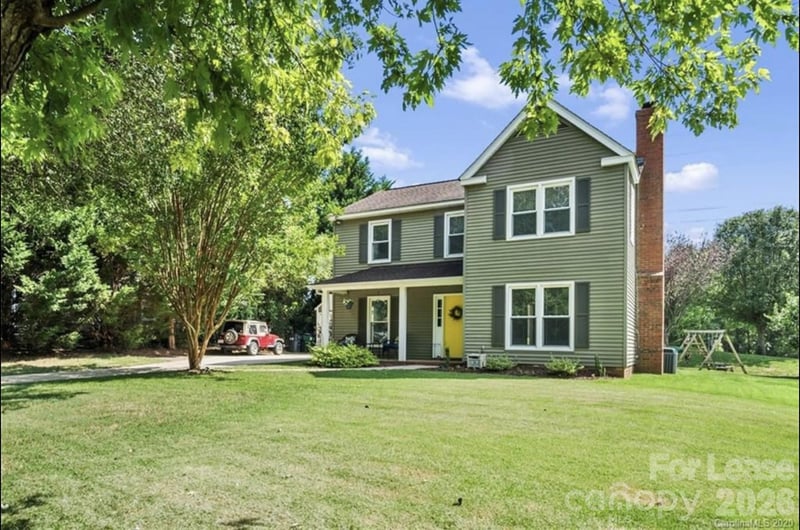 11610 Charnwood Court, Charlotte, NC - 3 beds, 2.5 baths - $2,295