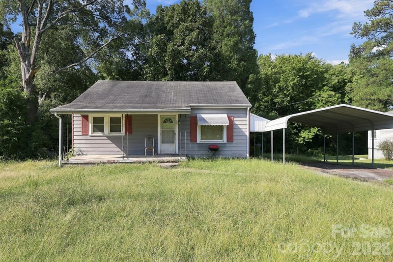 507 Fairbluff Avenue, Salisbury, NC - 2 beds, 1 bath, 874 sqft - $65,000