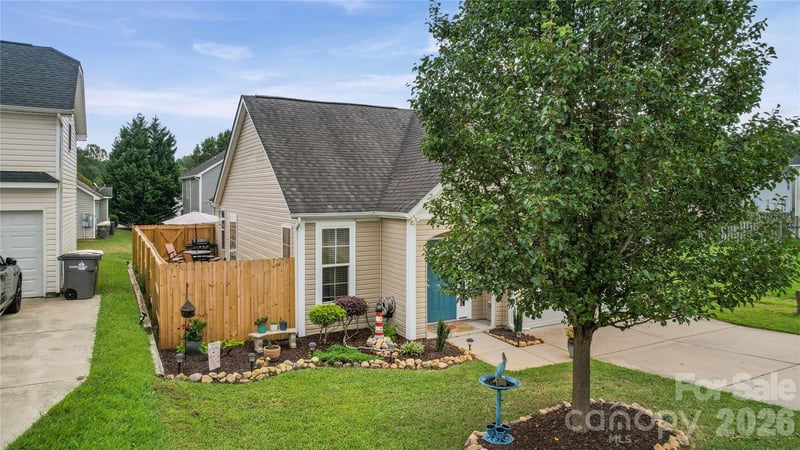 3234 Penny Earley Lane, Kannapolis, NC - 3 beds, 2 baths, 1,411 sqft - $305,000