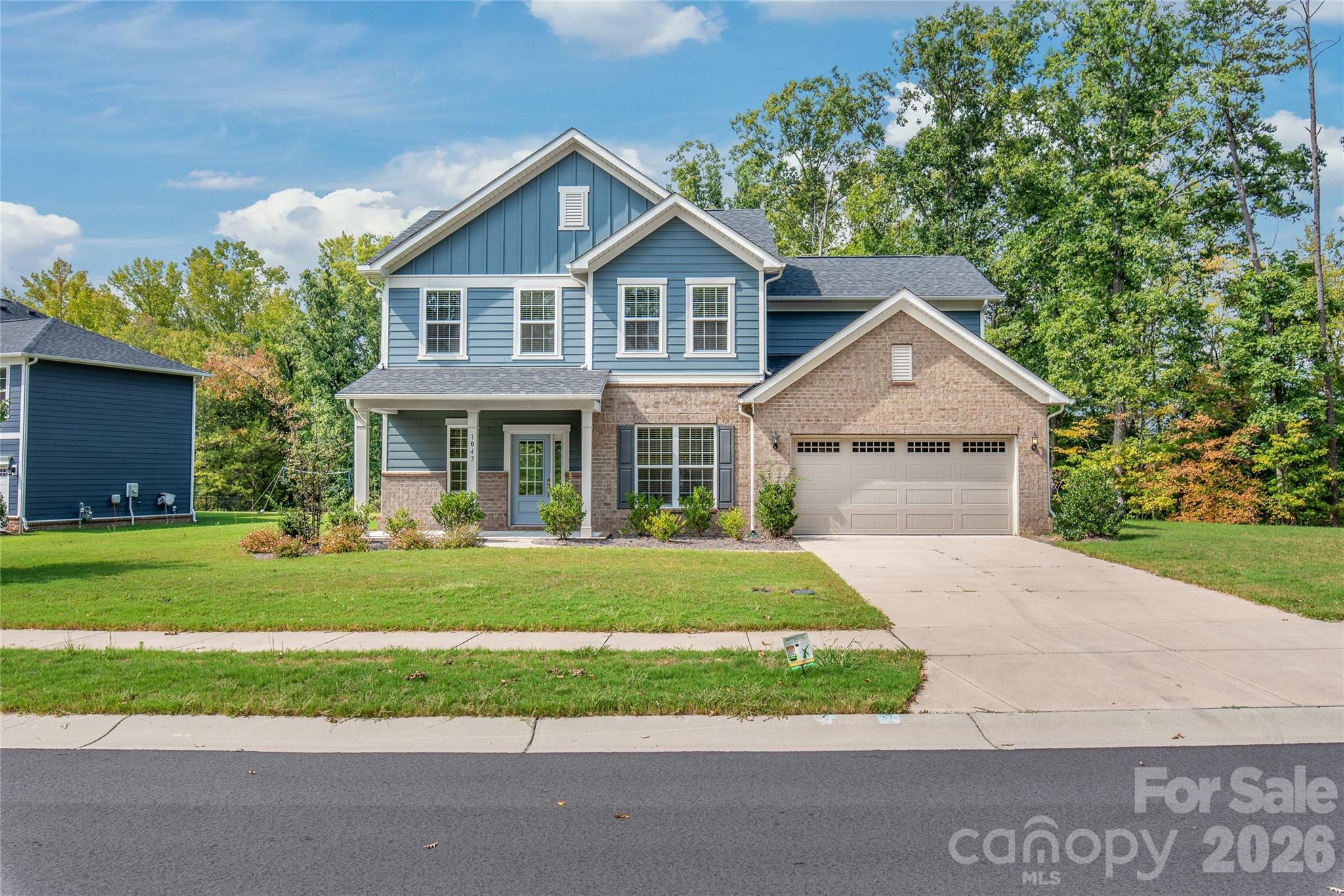 1043 Kalli Dr, Matthews, NC 28104. property listing photo