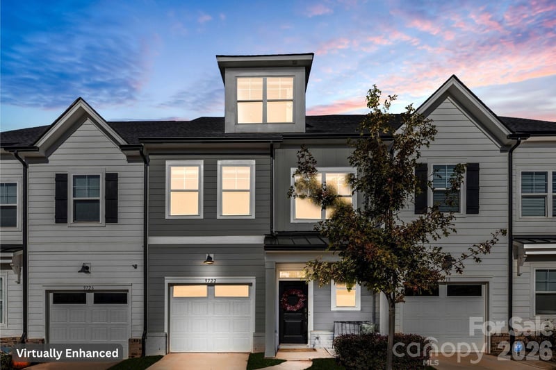 9722 Munsing Drive, Charlotte, NC - 3 beds, 3.5 baths, 2,378 sqft - $424,000