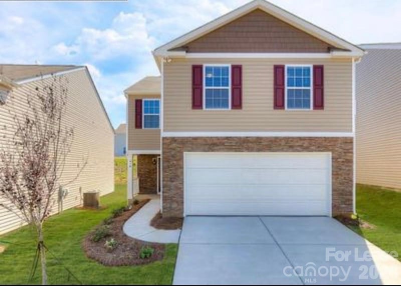 7265 Finnigan Road, Charlotte, NC - 4 beds, 2.5 baths, 1,927 sqft - $2,800