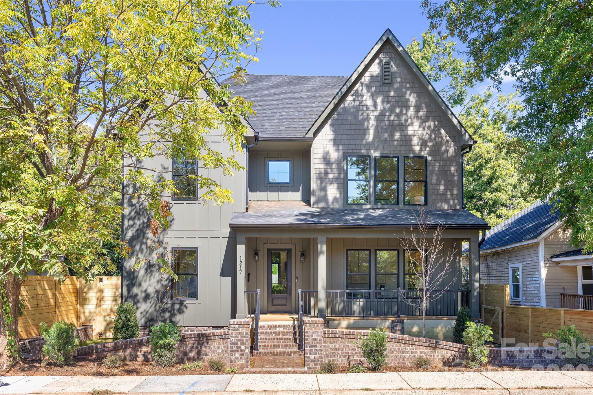 1217 Parkwood Ave, Charlotte, NC 28205. property listing photo