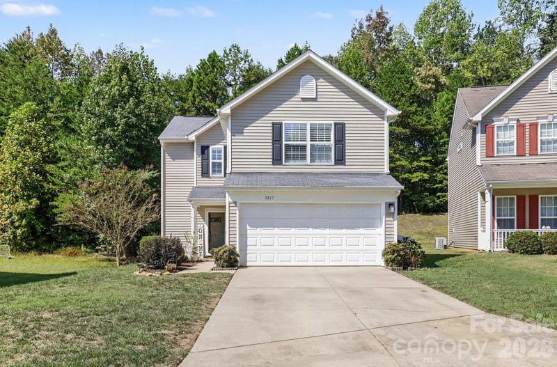 3817 Broadwater Court, Gastonia, NC - 4 beds, 2.5 baths, 1,784 sqft - $349,000