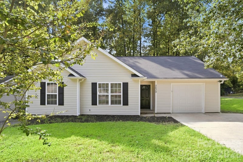 2639 Daffodil Drive, Charlotte, NC - 3 beds, 2 baths - $1,810