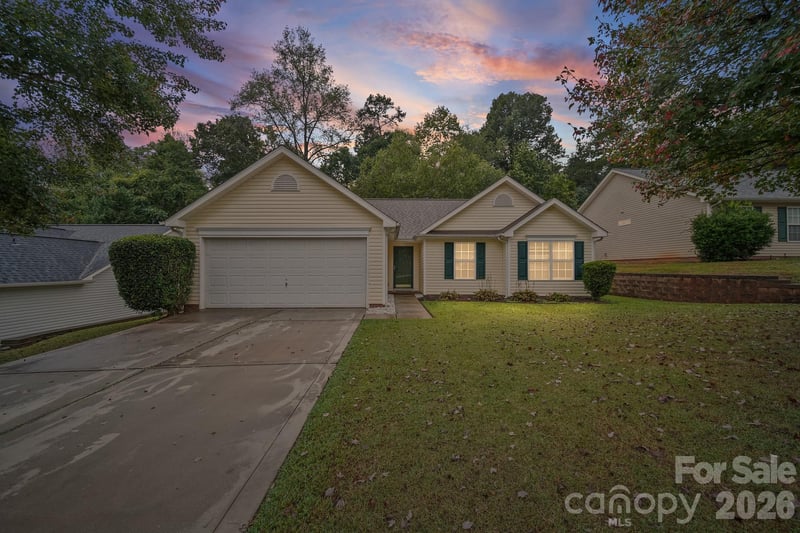 1405 Spring View Court, Rock Hill, SC - 3 beds, 2 baths, 1,189 sqft - $285,000