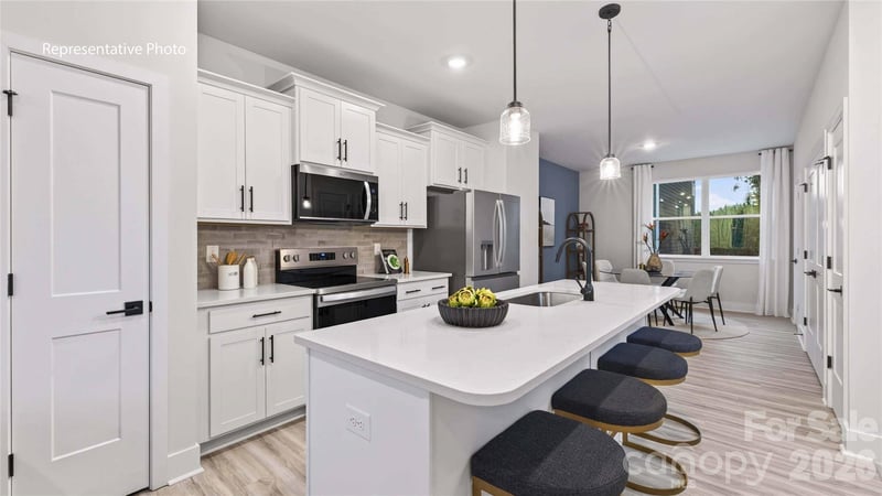 517 Annagh Drive, Charlotte, NC - 3 beds, 2.5 baths, 1,349 sqft - $336,840