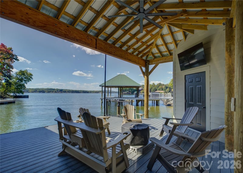 17822 Wilbanks Drive, Charlotte, NC - 5 beds, 4 baths, 2,931 sqft - $1,695,000