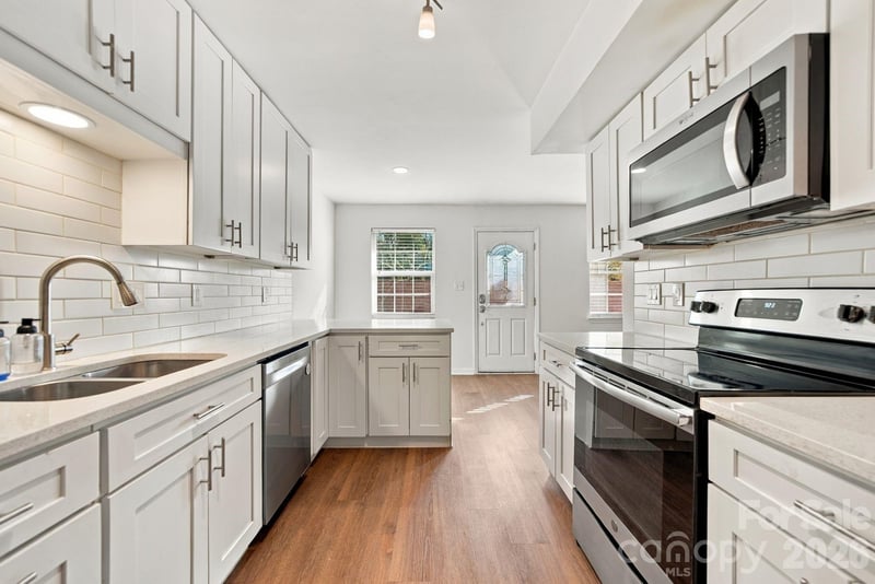 11023 Hunter Trail Lane, Charlotte, NC - 4 beds, 2.5 baths, 1,821 sqft - $315,000