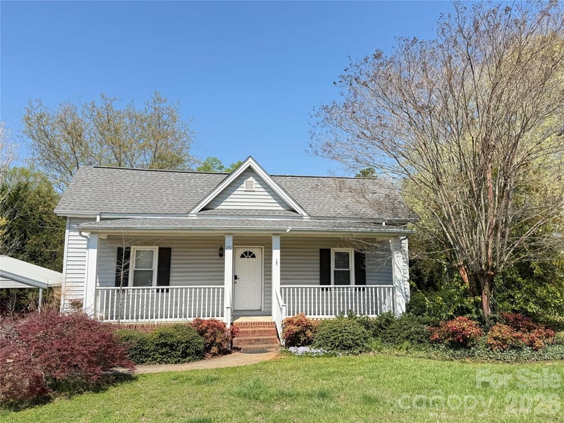 240 Nixon Road, Belmont, NC - 3 beds, 2 baths, 1,481 sqft - $339,000