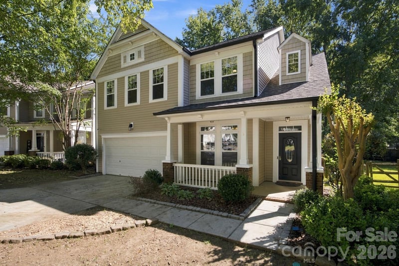 1513 Bucklebury Court, Charlotte, NC - 4 beds, 2.5 baths, 2,016 sqft - $425,000