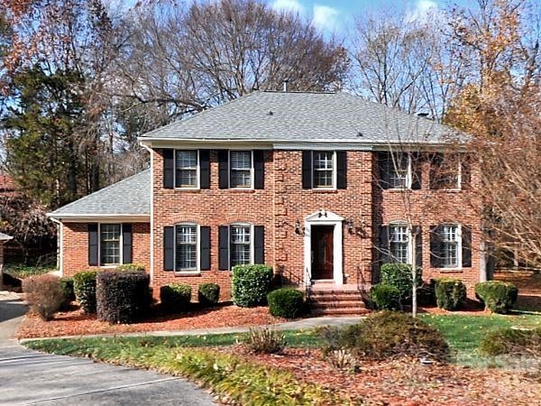 4602 Benridge Lane, Charlotte, NC - 4 beds, 2.5 baths, 2,465 sqft - $769,000