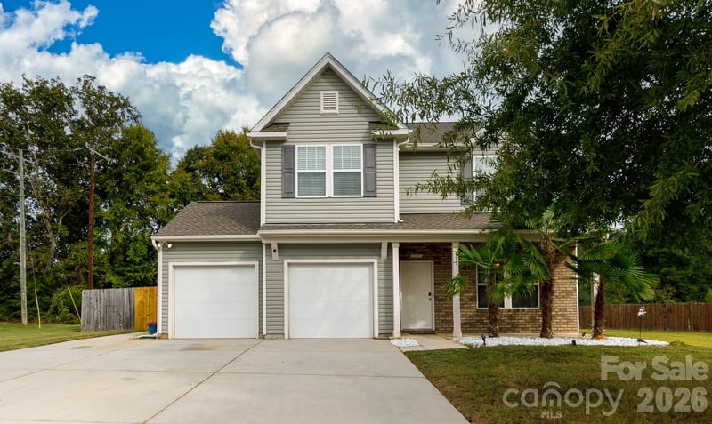 111 Austen Lakes Drive, York, SC - 3 beds, 2.5 baths, 2,278 sqft - $343,900
