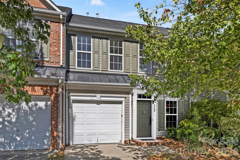 4209 Piccadilly Lane, Indian Land, SC - 3 beds, 2.5 baths, 1,960 sqft - $335,000