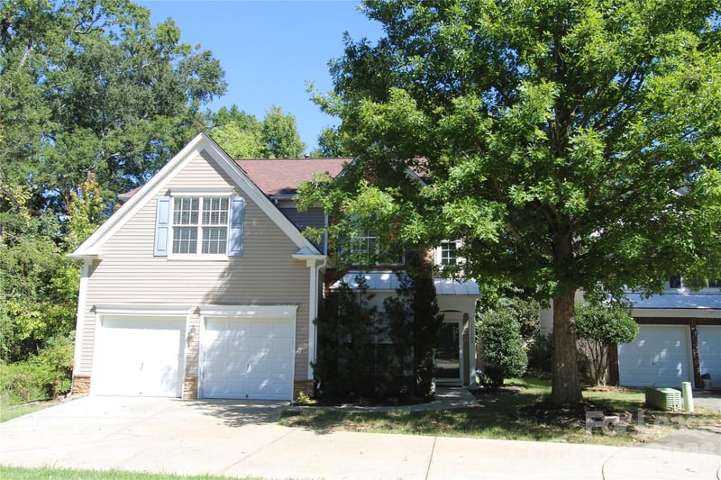 11103 Cypress View Drive Apt 239, Charlotte, NC - 5 beds, 2.5 baths, 2,920 sqft - $2,550/mo