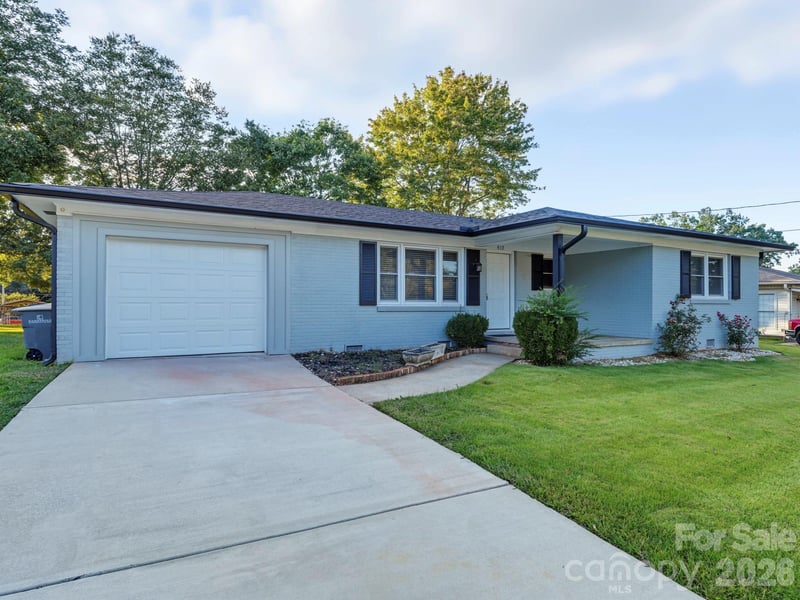512 Villa Street, Kannapolis, NC - 3 beds, 2 baths, 1,170 sqft - $300,000