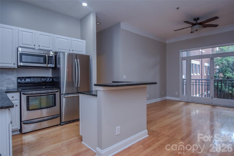 727 Garden District Drive, Charlotte, NC - 2 beds, 2 baths, 986 sqft - $339,000
