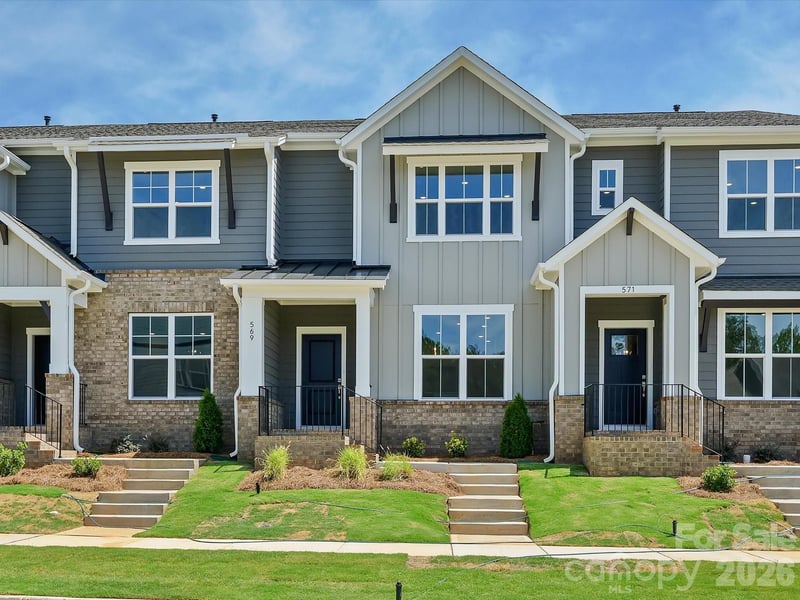 569 Cape Cod Way, Rock Hill, SC - 3 beds, 2.5 baths, 1,500 sqft - $299,000