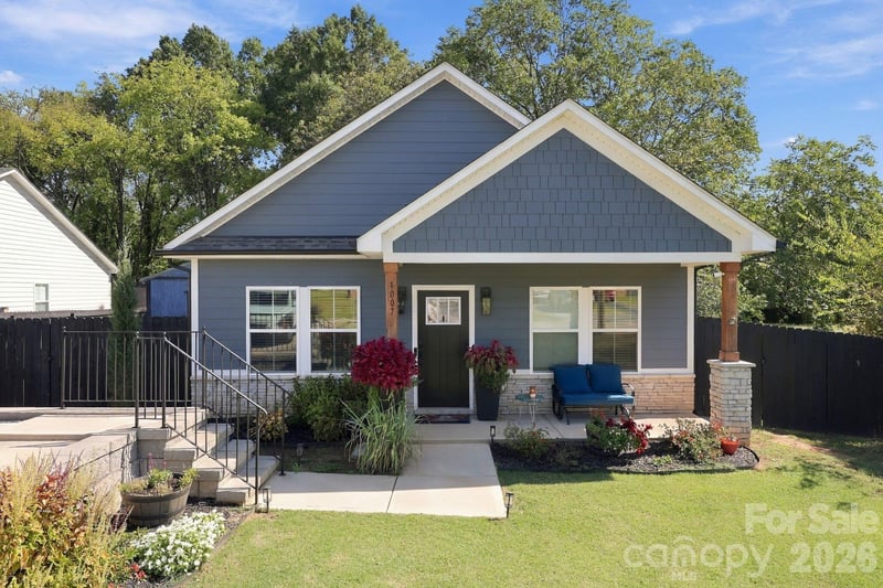 1007 S Ridge Avenue, Kannapolis, NC - 3 beds, 2 baths, 1,204 sqft - $289,000