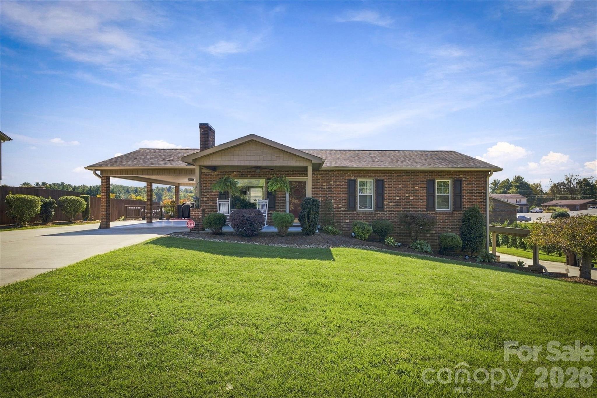 343 Spruce Ave, Hudson, NC 28638. property listing photo