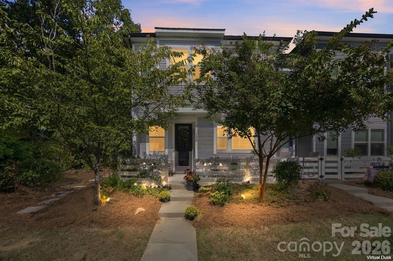 706 Redd Alley, Charlotte, NC - 3 beds, 2.5 baths, 1,807 sqft - $495,000