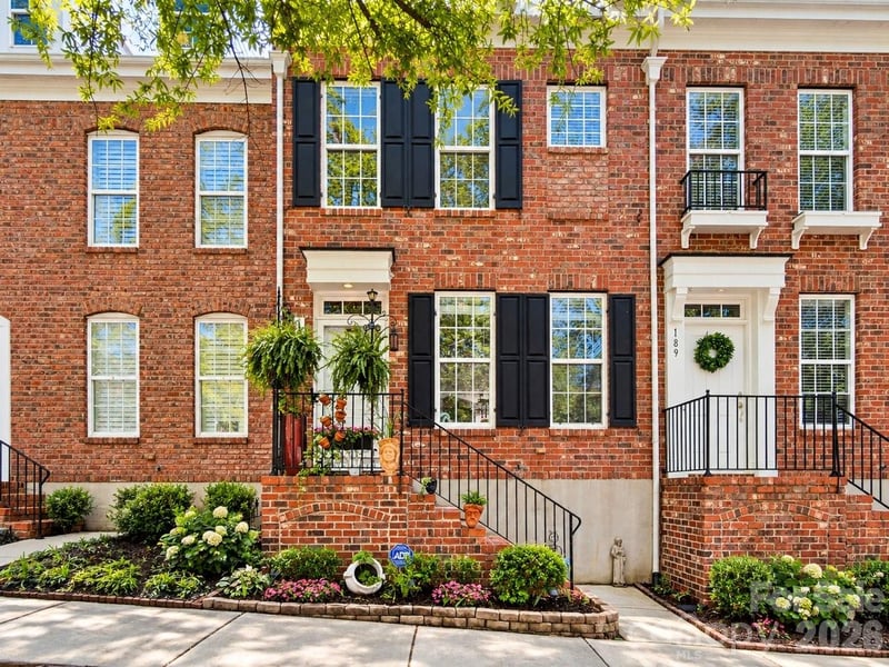 187 Singleton Road, Mooresville, NC - 2 beds, 2.5 baths, 1,154 sqft - $315,000